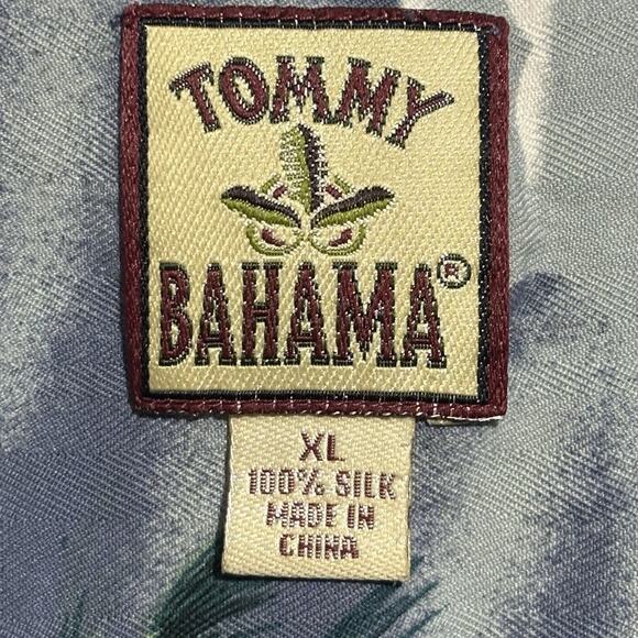 Tommy Bahama Hawaiian Shirt Men's XL 100% Silk Sailboat Camp Palm Trees AOP - Picture 3 of 9
